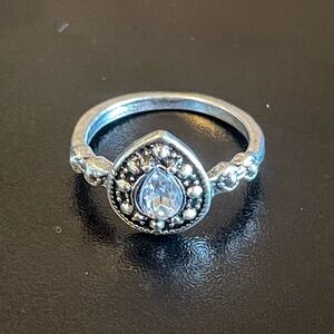 Water drop rhinestone silver plated ring size 6.5
